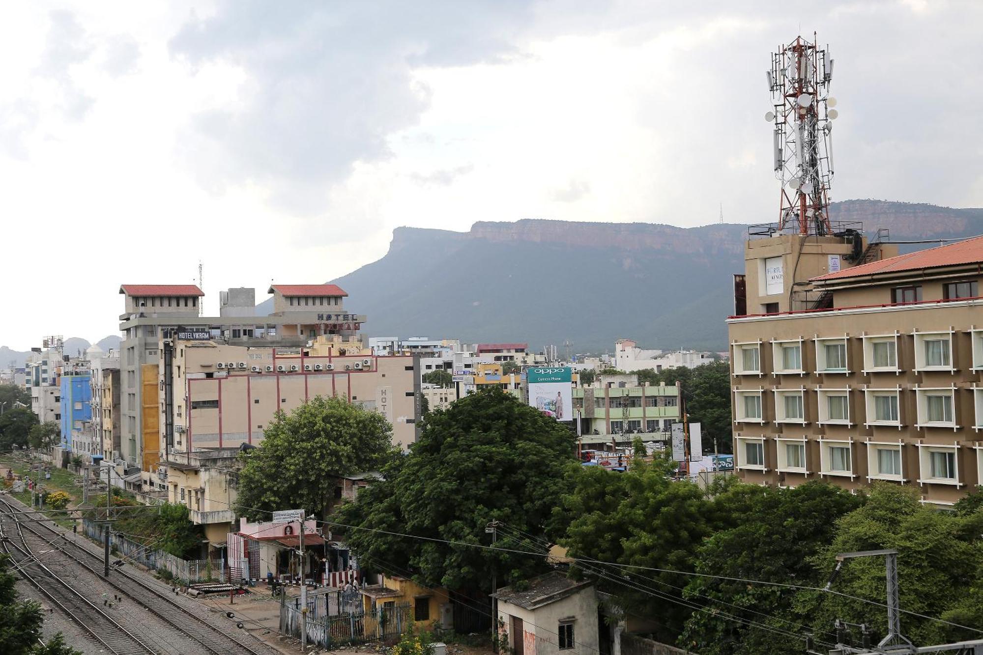 Collection O Poojith Residency Hotel Tirupati Exterior foto